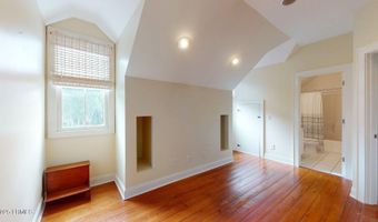 12 Fraser St, Beaufort, SC 29907