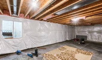 1642 S 11th St, Adel, IA 50003