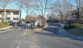 615 Broadway 83, Amityville, NY 11701