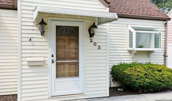 203 New York Ave, Bergenfield, NJ 07621