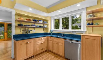 167 Ferguson Ave, Burlington, VT 05401