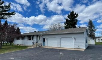 912 DUCHAC St, Antigo, WI 54409