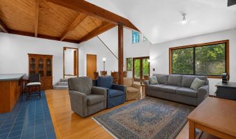 3750 Trout Gulch Rd, Aptos, CA 95003
