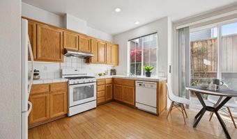 15 Mcdonnel Rd, Alameda, CA 94502