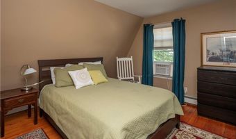 17 Lincoln St, Newport, RI 02840