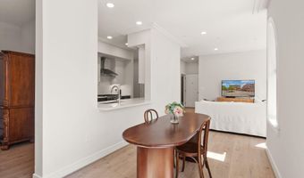 625 SLATERS Ln 401, Alexandria, VA 22314