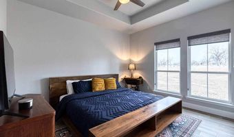 164 Crescent Rdg, Adkins, TX 78101