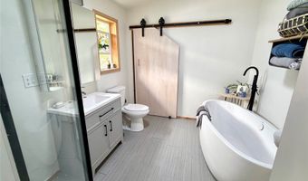 103 7th St, Alberton, MT 59820