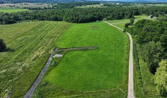 1497 Middle Rd, Bridport, VT 05734