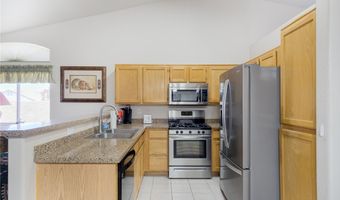 127 Vista Del Lago St, Henderson, NV 89015