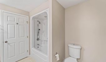 2109 Ironwood Ln, Ames, IA 50014