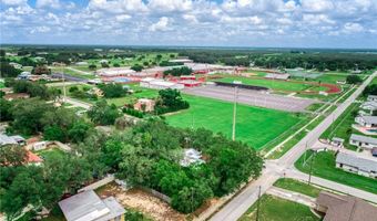 312 S Lotela Ave, Avon Park, FL 33825