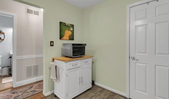 109 Dundee Ct, Aberdeen, NJ 07747