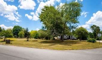 12412 Hood Rd, Bauxite, AR 72011