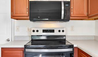 8040 Maple Stream Blvd, Indianapolis, IN 46217