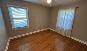 106 SHORE Dr, Big Sandy, TN 38221