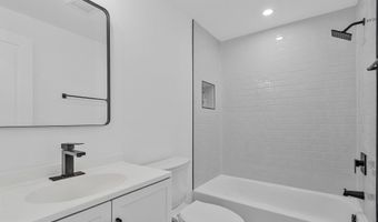 3365 ARUNDEL ON THE BAY Rd, Annapolis, MD 21403