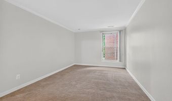 3330 WOODBURN VILLAGE Dr 33, Annandale, VA 22003