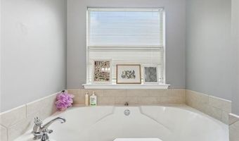 23284 BURVANT St, Abita Springs, LA 70420