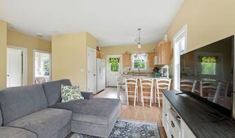 12 Sunrise Ln, Arundel, ME 04046