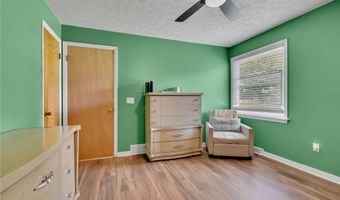 22 Franklin Dr, Angola, NY 14006