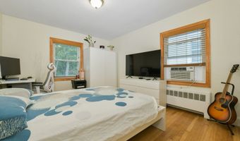 4635 Washington St 4, Boston, MA 02131