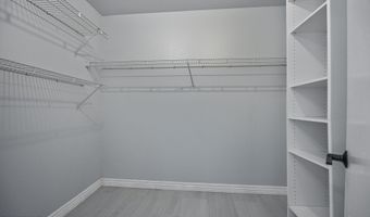 444 S MEADOWS Dr, Chandler, AZ 85224