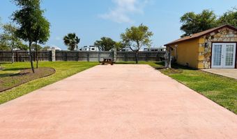 3 Augusta Cir, Aransas Pass, TX 78336
