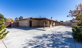 14076 Wawona Rd, Apple Valley, CA 92307