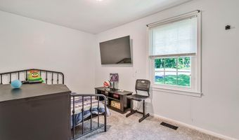 216 MANNING Rd E, Accokeek, MD 20607