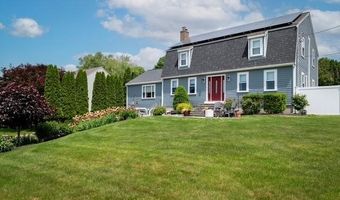 18 Valley Stream Dr, Cumberland, RI 02864
