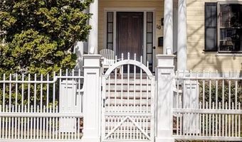 10 Bull St, Newport, RI 02840