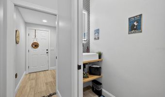 1224 ACAPPELLA Ln, Apollo Beach, FL 33572