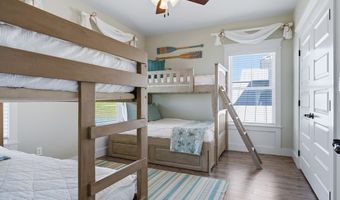 1009 Fiji Dr, Rockport, TX 78382