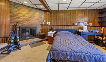 10 Brightwood Ln, Branford, CT 06405