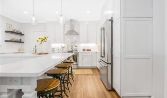 31 Ridge St, Berkley, MA 02779