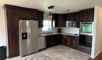 2035 Galere Rd, Bay St. Louis, MS 39520