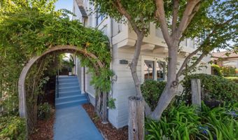 3127 MARINA Dr, Alameda, CA 94501
