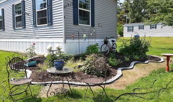 8 Maple Rd, Belmont, ME 04952