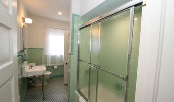442 Main Ave, Bay Head, NJ 08742