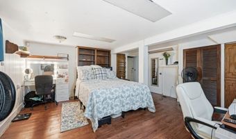 120 E Johnson Ave, Bergenfield, NJ 07621