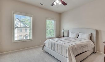 9005 Woodland Trl, Alpharetta, GA 30009