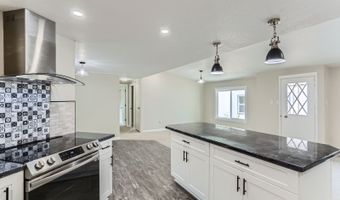 100 SW 195TH Ave 9, Beaverton, OR 97006
