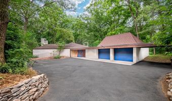 2300 S CEDAR CREST Blvd, Allentown, PA 18103