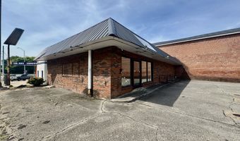 225 E Washington Ave, Athens, TN 37303