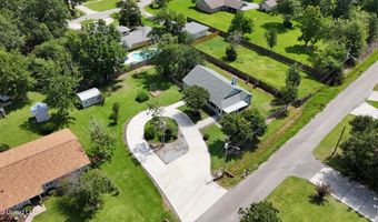 241 Bismark St, Bay St. Louis, MS 39520
