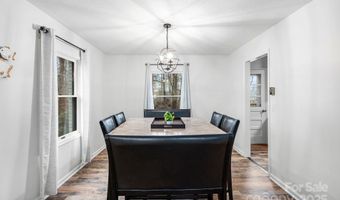 238 Ledbetter Rd, Arden, NC 28704