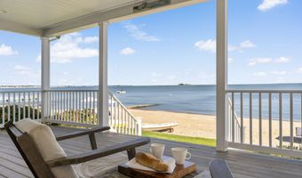 43 Shore Rd, Clinton, CT 06413