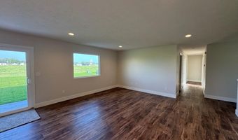 1503 Highlander Ln, Aurora, NE 68818