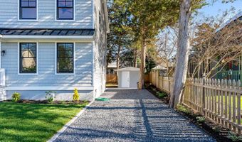 515 Sandalwood Rd, Villas, NJ 08251